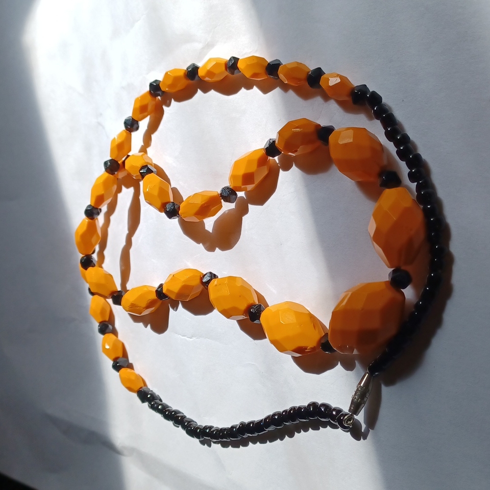 Vintage glass bead necklace